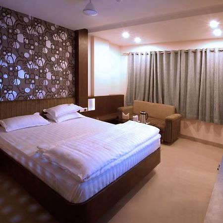 Hotel Tulsi Exotic Bhopal Esterno foto