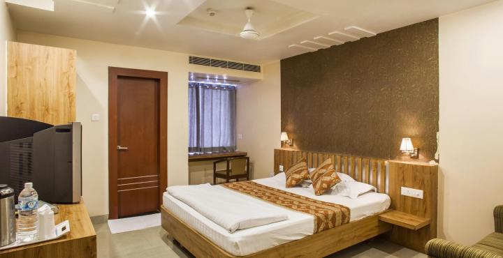 Hotel Tulsi Exotic Bhopal Esterno foto