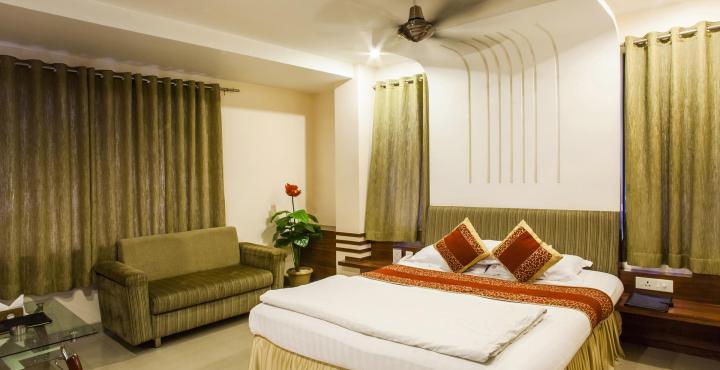 Hotel Tulsi Exotic Bhopal Esterno foto