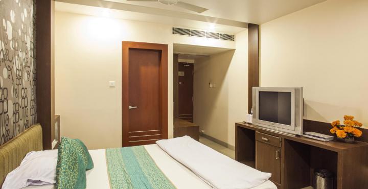 Hotel Tulsi Exotic Bhopal Esterno foto