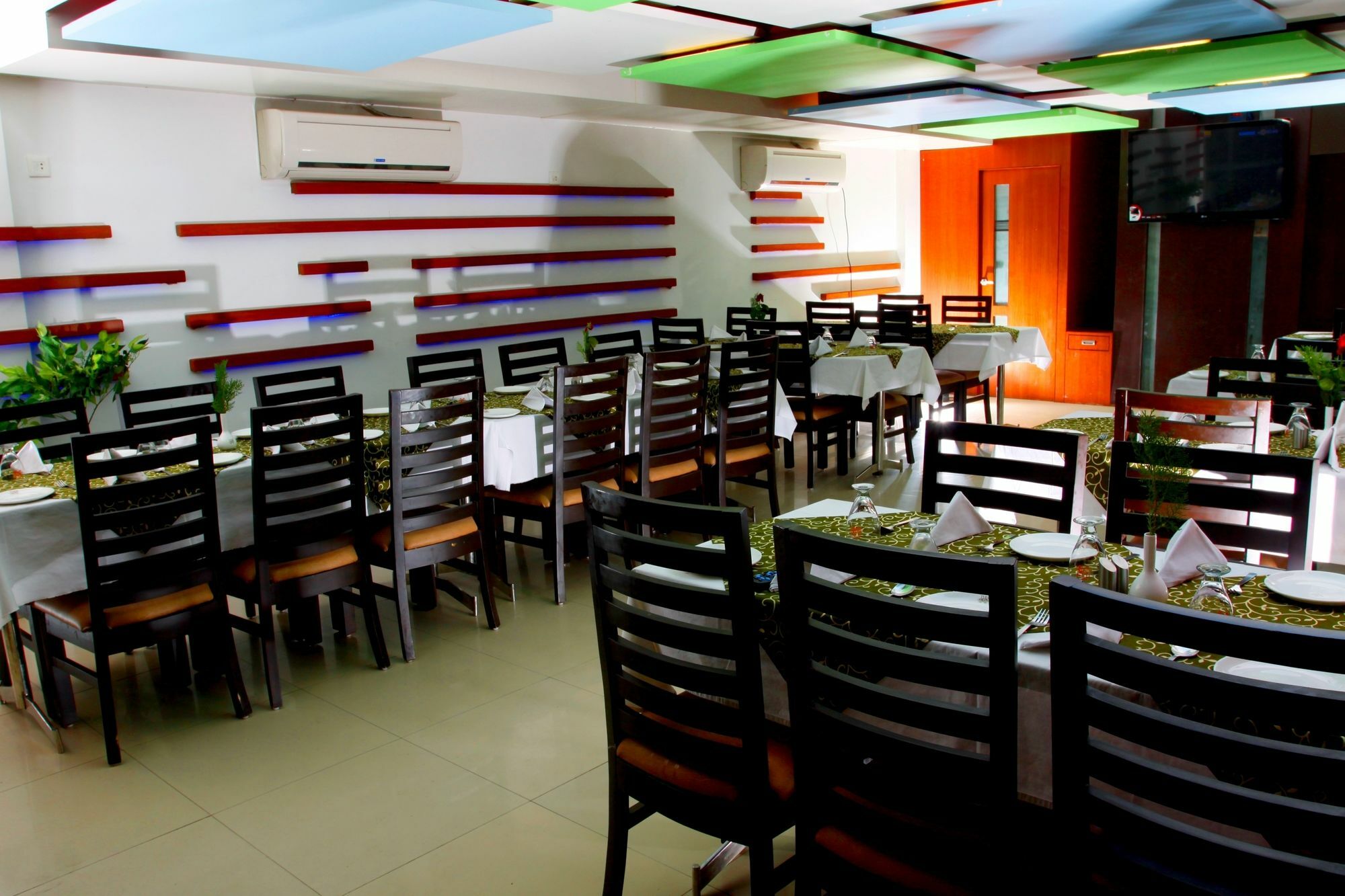Hotel Tulsi Exotic Bhopal Esterno foto